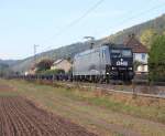 Die OHE will laut eines Berichts wohl ihre Gterverkehrssparte abgeben. Die Tiger sind schon in den Besitz der HVLE bergegangen. Am 29.09.2012 brachte 185 546-9 einen leer-Containerzug in Richtung Norden. Aufgenommen in Ludwigsau-Friedlos.