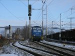 Am 24.Januar 2013 wartete die PRESS 346 025 am Ausfahrsignal in Stralsund Rügendamm.