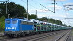 Eisenbahnbau- und Betriebsgesellschaft Pressnitztalbahn mbH, Jöhstadt (PRESS) mit  140 046-0  (NVR:  91 80 6140 837-6 D-PRESS ) und PKW-Transportzug am 27.07.22 Durchfahrt Bahnhof