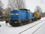 PRESS 204 010 mit der DB-Netz Schneeschleuder 40 80 947 5 155-4 Standort:Chemnitz kam auf der Strecke Bergen/Rgen-Putbus zum Wintereinsatz.Am 11.Januar 2010 standen beide in Bergen/Rgen.