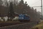 Press 140 042-4 am Bahnhäusel Hasselbrunn bei Schneetreiben am 22.11.2015.