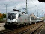 Am 10.10.2012 kam die ES 64 U2-100 (182 600) mit einem leeren Personenzug durch Stendal.Ich vermute das das eine Probefahrt oder eine Erkundungsfahrt war.