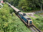 Anfang August 2023 zog die Diesellokomotive 212 039-2 den Bochumer Museumszug durch Hattingen.