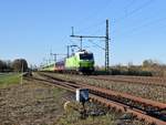 Railpool 193 813, vermietet an BTE, mit FLX 1807 Hamburg-Altona - Köln Hbf (bei Diepholz, 01.04.19).