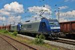 RBH 145 072-5 und 145 xxx-x beim Sommerfest im DB Museum Koblenz Lützel am 22.06.19. Von einen Gehweg aus fotografiert. Die Bundespolizei hat die Fotografen überwacht damit nichts passiert