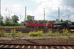 143 041-2 (RBH 103) und 143 191-5 (RBH 104) am 20.08.2008 im Bahnhof Guben