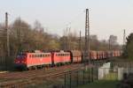 140 815 (RBH 163) und 140 801 (RBH 165) zogen am 12.3.14 einen Kohlezug aus Großkrotzenburg durch Ratingen-Lintorf.