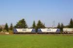 Die Lokomotiven 108 und 116 der RBH sind mit einem Kesselwagenzug bei Bamberg in Richtung Norden unterwegs (29.03.2014)