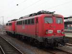 RBH Logistics 140 772-5 (RBH 161) am 16.02.15 in Frankfurt Höchst vom Bahnsteig aus fotografiert