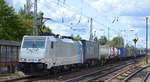 RTB CARGO GmbH mit der Rpool   186 292-9  [NVR-Number: 91 80 6186 292-9 D-Rpool] und Containerzug und am Ende des Zuges noch mit der ELL Vectron 193 229 Richtung Polen am 26.08.18 Berlin-Hirschgarten.