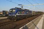 RTBC 193 793 zieht ein beinahe leeren KLV durch Tilburg-Reeshof am 5.April 2023.