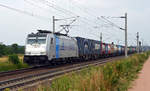 186 428 der Rurtalbahn schleppte am 08.07.17 einen Containerzug durch Rodleben Richtung Roßlau.