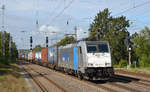 186 422 der Rurtalbahn führte am 26.09.19 einen Containerzug durch Saarmund Richtung Schönefeld.