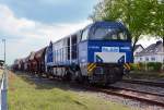 Vossloh G 2000 B der Rurtalbahn mit Schotterwagen in Zülpich - 20.04.2014