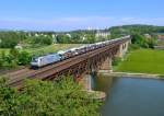 185 690 mit dem Audizug am 21.05.2014 auf der Mariaorter Brücke bei Regensburg-Prüfening.