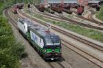 193 832 der RurtalbahnCargo und eine weitere Vectron auf der Südumgehung des Rangierbahnhofs München Nord, 28.06.2014