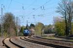 Die V105  Sally  der Rurtalbahn rollt mit leichter Fracht durch Eschweiler in Richtung Stolberg.