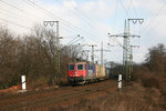 Zwischen der Kölner Südbrücke und dem Güterbahnhof Köln Bonntor wurde 421 381 nebst Güterzug fotografiert.