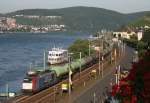 SBB 186 181 mit DGS 86357 (Holthausen [Ems]–Stuttgart Hafen) am 12.07.2011 in Rdesheim (Rhein)