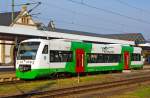 VT 128 der Süd-Thüringen-Bahn GmbH (STB) ein  ein Stadler Regio-Shuttle RS1 (95 80 0650 528-2 D-STB) am 24.08.2013 im Hbf Eisennach.