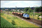 Spitzke Diesellok V 100 SP 003 fährt hier am 28.6.2006 mit einem Schotterwagen Zug aus Lengerich in Richtung Münster ab.