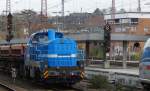 Mit Vmax 25km/h auf Rangierfahrt schob die 180 000-6 alias G 18-SP-018 ein paar Güterwagen in den ehemaligen Essener Güterbahnhof.