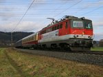 1142 654-1, die  Helene  der SVG mit Sonderzug in Fahrtrichtung Süden. Aufgenommen zwischen Ludwigsau-Friedlos und Mecklar am 18.01.2015.