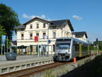 RS1 VT 006 der MRB ( 95 80 0650 538-1 D-TDRO) steht abfahrbereit als RB71 (73975) über Dürrröhrsdorf nach Pirna; Neustadt (Sachsen), 21.07.2020  