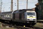 223 055 schiebt ihren Regionalzug aus dem Hauptbahnhof Leipzig am 16.04.2022