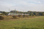 RE 26989 von Hof Hbf nach Dresden Hbf bei Gutenfürst, 27.09.2017