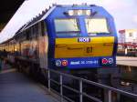 DE 2700-01 steht mit der NOB nach Hamburg-Altona abfahrbereit im Bahnhof Westerland(Sylt).