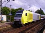 ER 20-015 mit der NOB nach Westerland(Sylt) beim Halt in Elmshorn. 23.06.08