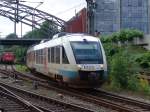 NOB82471 von Kiel Hbf.nach Husum wird wird bereitgestellt.Aufgenommen am 27.08.05 im Kieler Hbf.