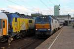 Am 12.08.2014 stand die 251 008-9 (DE2700-08) mit NOB 81728 (Hamburg-Altona - Westerland (Sylt)) nebend der Werbe 251 003-0 (DE2700-03) in Altoan und wartet auf Abfahrt.