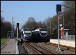 Zugkreuzung am 17.1.2015 um 12.55 Uhr im Bahnhof Wellendorf:  Links VT 643316 nach Bielefeld und rechts VT 643301 nach Osnabrück, beides  Fahrzeuge der Nord West Bahn.