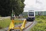 Ziemlich unspektakulär an einem provisorischen Bahnsteig endet die RB 31 in Kamp-Lintfort Süd.