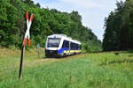 Wald und Wiesenbahn passt im Abschnitt Leitstade doch recht gut zur Wendlandbahn. Hier verlässt 648 293 den Haltepunkt Leitstade. 

Leitstade 30.07.2021