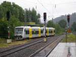 VT 003+ VT 014 der Trans Regio verlassen als RB nach Traben-Trarbach den Bahnhof Bullay an der Strecke Koblenz - Trier. (September 2005)