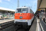 DB 111 111-1 (TRI für GoAhead) mit dem RE 52370 nach Stuttgart Hbf, am 03.10.2023 in Nürnberg Hbf.