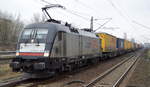 TX Logistik AG mit dem MRCE Dispo Taurus  ES 64 U2-029  [NVR-Number: 91 80 6182 529-8 D-DISPO] und einem KLV-Zug Richtung Rostock am 13.02.19 Durchfahrt Bf.