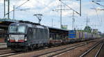 TXL - TX Logistik AG mit der MRCE Vectron  X4 E - 672  [NVR-Nummer: 91 80 6193 672-3 D-DISPO] und KLV-Zug am 08.08.19 Durchfahrt Bahnhof Flughafen Berlin-Schönefeld.