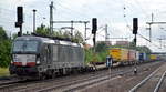 TXL - TX Logistik AG, Troisdorf [D] mit der MRCE Vectron  X4 E - 669   [NVR-Nummer: 91 80 6193 669-9 D-DISPO] und Taschenwagenzug Richtung Rostock am 15.07.20 Bf.