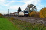 MRCE Dispolok/ TX Logistik 185 407-4 ist mit ihrem Güterzug aus Schiebewandwagen in Richtung Treuchtlingen unterwegs.