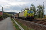 193 551 Werbe-Vectron von TX Logistik mit Schiebewandwagenzug aus Verona.