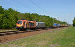 182 572 bespannte am 21.05.20 einen KLV-Zug von Rostock nach Italien.