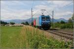 185 518 bringt bei Rosenheim den DGS 43100  TRANSPED-EXPRESS  (Verona-Wanne-Eickel) vom Brenner in das Ruhrgebiet. (29.06.07)