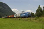Der Naturschützer, 192 011 von TXL mit Containern auf der Inntalstrecke bei Oberaudof in Richtung Kufstein. Aufgenommen am 26.07.21