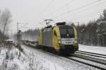 TXL 182 595 mit dem Transped KLV, der heute leider schlecht augelastet war. Aufgenommen am 02.12.2010 zwischen Vaterstetten und Haar.