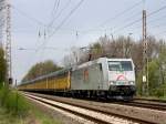 Die 185 538 am 28.04.2010 mit einem Autozug  unterwegs bei Drverden.