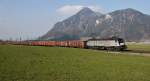 Der Mll gehrt auf die Schiene! 182 529-8 von TXL kommt am 22.3.2013 mit einem Schrottzug von Mnchen nach Ialien, hier im Inntal bei Niederaudorf. Es mssen viel mehr Transporte auf die Schiene! Normal bernimmt Lokomotion immer die Schrottzge nach Italien.